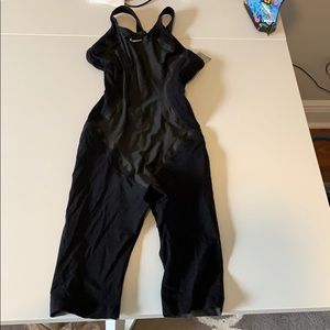 Nike kneeskin black size 24